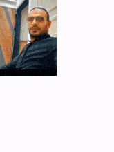 two pictures of a man wearing sunglasses and a capcut logo