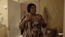 Snapping Fingers Kelly Price GIF - Snapping Fingers Kelly Price Brianne Clarke GIFs