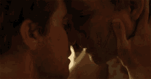 Kissing Heath Ledger GIF - Kissing Heath Ledger Ennis Del Mar GIFs