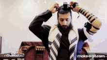 Tefillin Daven GIF - Tefillin Daven Jewish GIFs