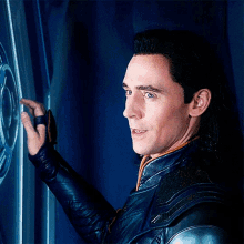 Laufeyson Tom Hiddleston GIF - Laufeyson Tom Hiddleston Loki GIFs