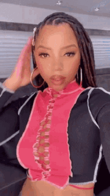 Chlo X Halle Black Queen GIF - Chlo X Halle Black Queen Chloe And Halle GIFs