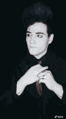 Metro Mike Handsome GIF - Metro Mike Handsome Alternative GIFs