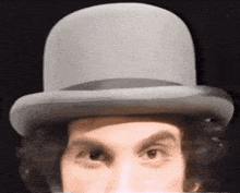 Mime Looking Around GIF - Mime Looking Around Eye Roll GIFs