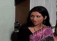 Chupke Chupke Sharmila Tagore GIF - Chupke Chupke Sharmila Tagore Ohdilbar GIFs