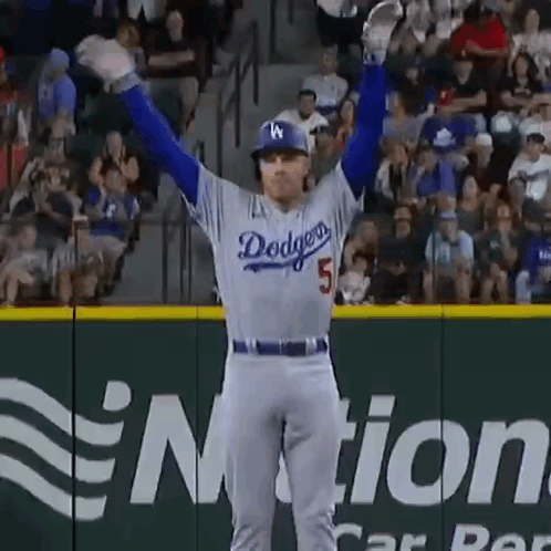 Giants-dodgers GIFs - Get the best GIF on GIPHY