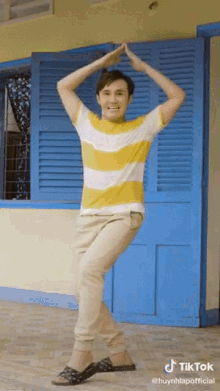 Huynhlap Dance GIF - Huynhlap Dance Commercial GIFs