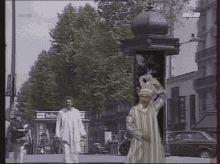 GIF