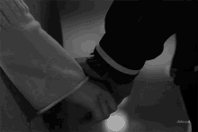 Hold Hands Romantic GIF - Hold Hands Romantic Caress GIFs