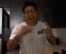 Snapping Thumbs Up GIF - Snapping Thumbs Up Good GIFs