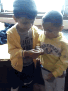 Siblings Brothers GIF - Siblings Brothers Toy GIFs
