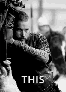 Ragnar Vikings GIF - Ragnar Vikings King Ragnar GIFs