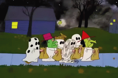 Halloween Trick Or Treat GIF - Halloween Trick Or Treat Charlie Brown - Discover & Share GIFs