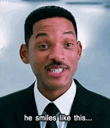Smiles Like This Will Smith GIF - Smiles Like This Will Smith Agent J GIFs