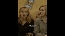 two women are sitting next to each other and one of them says nie chcem ale musem