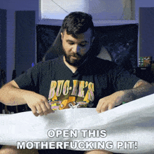 Open This Motherfucking Pit Andrew Baena GIF - Open This Motherfucking Pit Andrew Baena Go Crazy GIFs