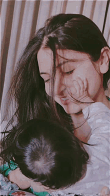 Anushka Anushka Daughter GIF - Anushka Anushka Daughter Anushka Sharma GIFs