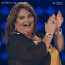 Applause Family Feud Canada GIF - Applause Family Feud Canada Pointing GIFs