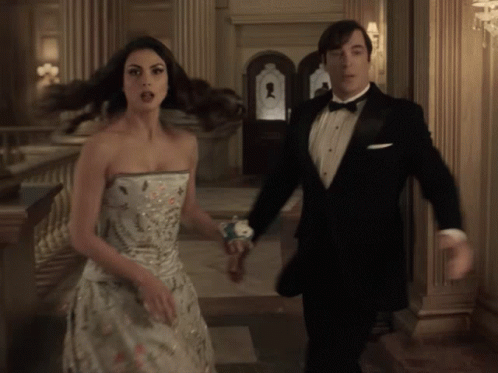 Morena Baccarin Look Back GIF - Morena Baccarin Look Back Panic - Discover  & Share GIFs