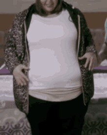 Fat Wife Work Out GIF - Fat Wife Work Out Weight Gain GIFs