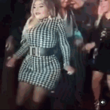 Lil Kim Dancing Dancing Funny GIF - Lil Kim Dancing Dancing Funny Elijahpetty GIFs