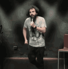 pulando stand up comedia humor comediante