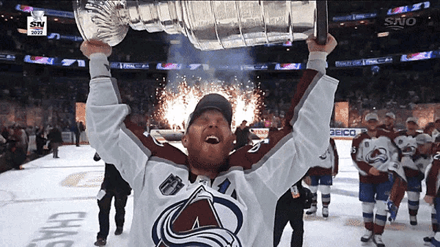 gabriel-landeskog-stanley-cup.png