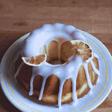 Lemon Bundt Cake Cake GIF - Lemon Bundt Cake Cake Dessert GIFs