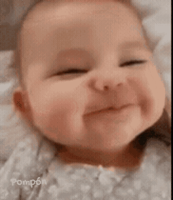 Baby Smiley Baby GIF - Baby Smiley Baby Sonrisa Feliz GIFs