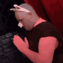 Praying Pig GIF - Praying Pig Nate Morse GIFs