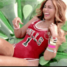 Beyonce Laugh GIF - Beyonce Laugh Girlbye GIFs