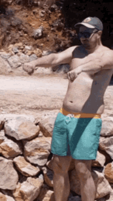 Srky Strong GIF - Srky Strong Paklenica GIFs