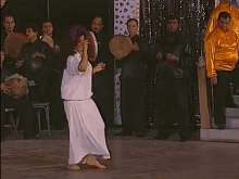 حزمني يا فيفي عبده رقص رقاصة رقص مصري شرقي راقصة GIF