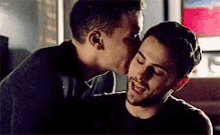 Connor Oliver GIF - Connor Oliver Kiss GIFs