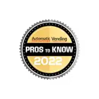 a gold badge with the words `` pros to know '' on it .