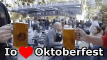 Oktoberfest Birra Festeggiare Cin Cin Salute Boccale GIF - Oktoberfest Beer Celebrate GIFs