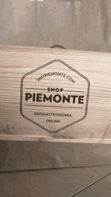 Shopiemonte Ecommerce GIF - Shopiemonte Ecommerce Shop Piemonte GIFs