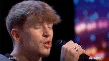 Singing A Song Lee Collinson GIF - Singing A Song Lee Collinson America'S Got Talent GIFs