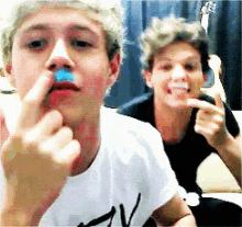 Mustache Toothpaste GIF - Niall Horan Louis GIFs
