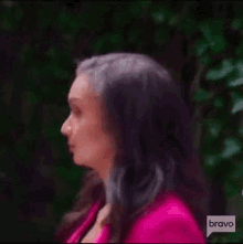 Looking Over My Shoulder Housewives Of New York GIF - Looking Over My Shoulder Housewives Of New York What Was That GIFs