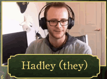 Hadley Hand Down GIF - Hadley Hand Down Tomb GIFs