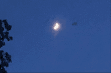 The Moon The Moon Is A Teen Cus Its Half GIF - The Moon The Moon Is A Teen Cus Its Half When The Moon Is Full Its Old When The Full Yellow Moon Its Very Very Old GIFs