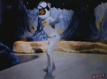 Space Astronaut GIF - Space Astronaut Dance GIFs