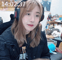 Jinny Jinnytty GIF - Jinny Jinnytty Trying To Be Cute GIFs