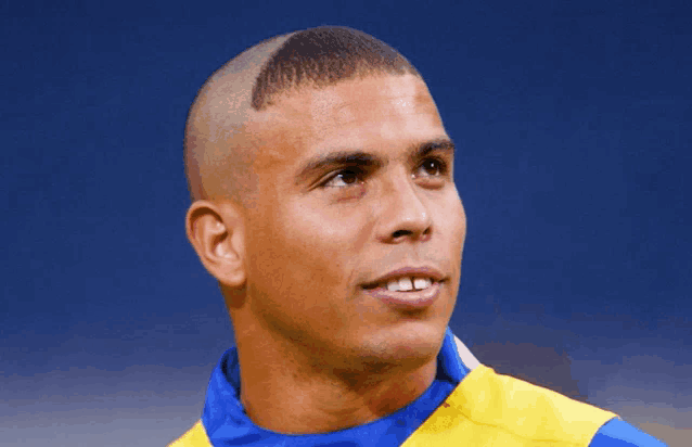 Curly Top Look | Cristiano ronaldo haircut, Ronaldo haircut, Ronaldo hair