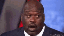 Shaq Water Shaquille O Neal GIF - Shaq Water Shaquille O Neal Thirsty GIFs