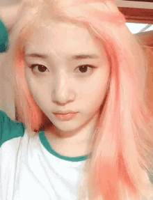 pink hair ioi dia chaeyeon