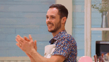 Clapping Loïc GIF - Clapping Loïc The Great Canadian Baking Show GIFs
