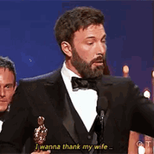 I Wanna Thank My Wife GIF - Ben Affleck Award Thank GIFs