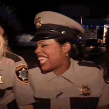Laughing Deputy Raineesha Williams GIF - Laughing Deputy Raineesha Williams Reno911 GIFs